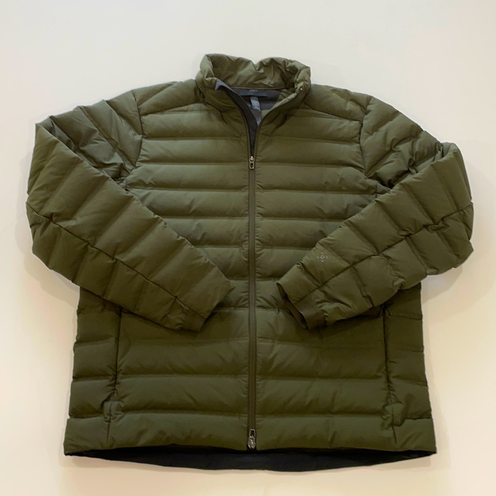 Lululemon Navigation Mens down jacket SZ L